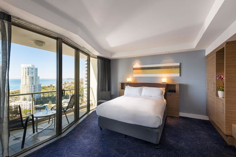Sofitel Gold Coast Broadbeach - Sydneys Hotel 8