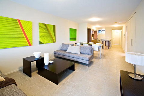 Lanai Riverside Apartments - Sydneys Hotel 2