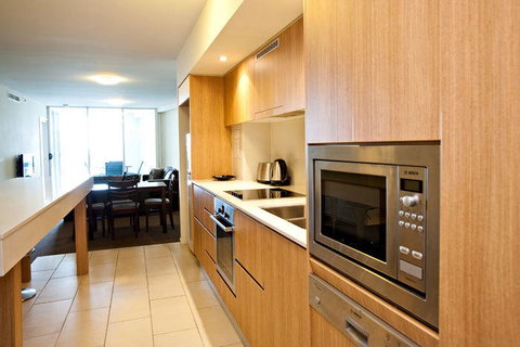 Lanai Riverside Apartments - Sydneys Hotel 31