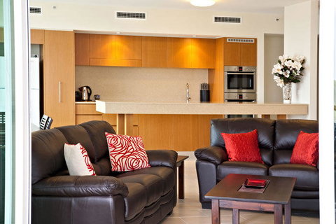 Lanai Riverside Apartments - Sydneys Hotel 3