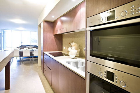 Lanai Riverside Apartments - Sydneys Hotel 16