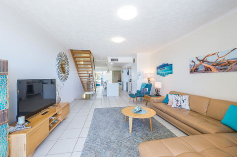 On The Beach Resort Bribie Island - Sydneys Hotel 6