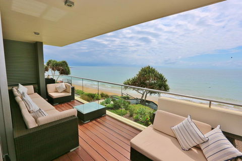 Dune On The Beach - Sydneys Hotel 0