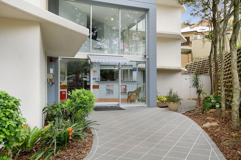 Rainbow Bay Resort Holiday Apartments - Sydneys Hotel 12