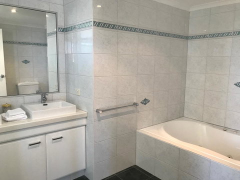 Rainbow Bay Resort Holiday Apartments - Sydneys Hotel 5