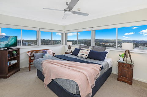 Elouera Tower - Sydneys Hotel 0