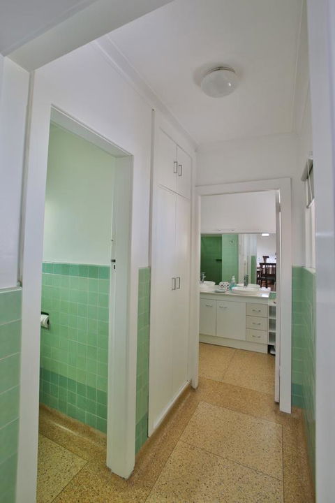Pale Pacific Holiday Units - Sydneys Hotel 29