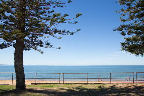 Pale Pacific Holiday Units - Sydneys Hotel 7