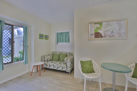 Pale Pacific Holiday Units - Sydneys Hotel 18