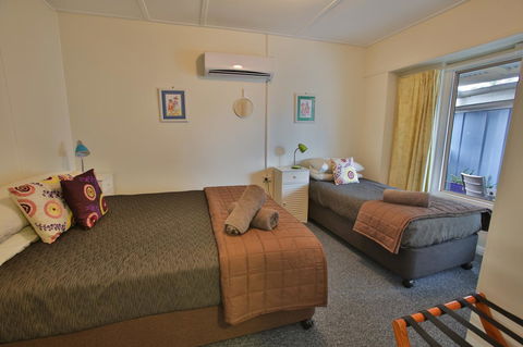 Pale Pacific Holiday Units - Sydneys Hotel 14