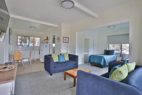 Pale Pacific Holiday Units - Sydneys Hotel 16