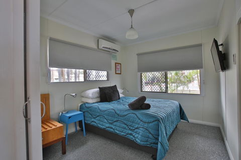 Pale Pacific Holiday Units - Sydneys Hotel 10