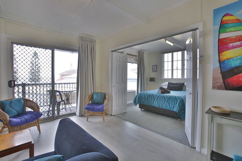 Pale Pacific Holiday Units - Sydneys Hotel 24