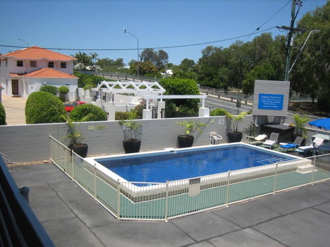 Regency Waterfront Noosa - Sydneys Hotel 1