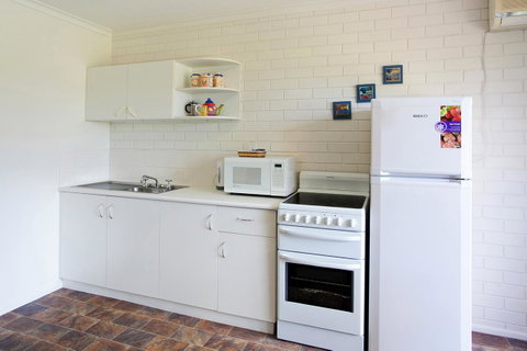 Regency Waterfront Noosa - Sydneys Hotel 13