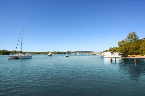 Regency Waterfront Noosa - Sydneys Hotel 2