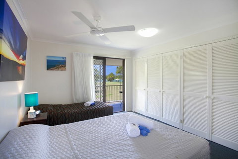 Regency Waterfront Noosa - Sydneys Hotel 11