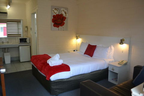 Wattle Motel - Sydneys Hotel 0