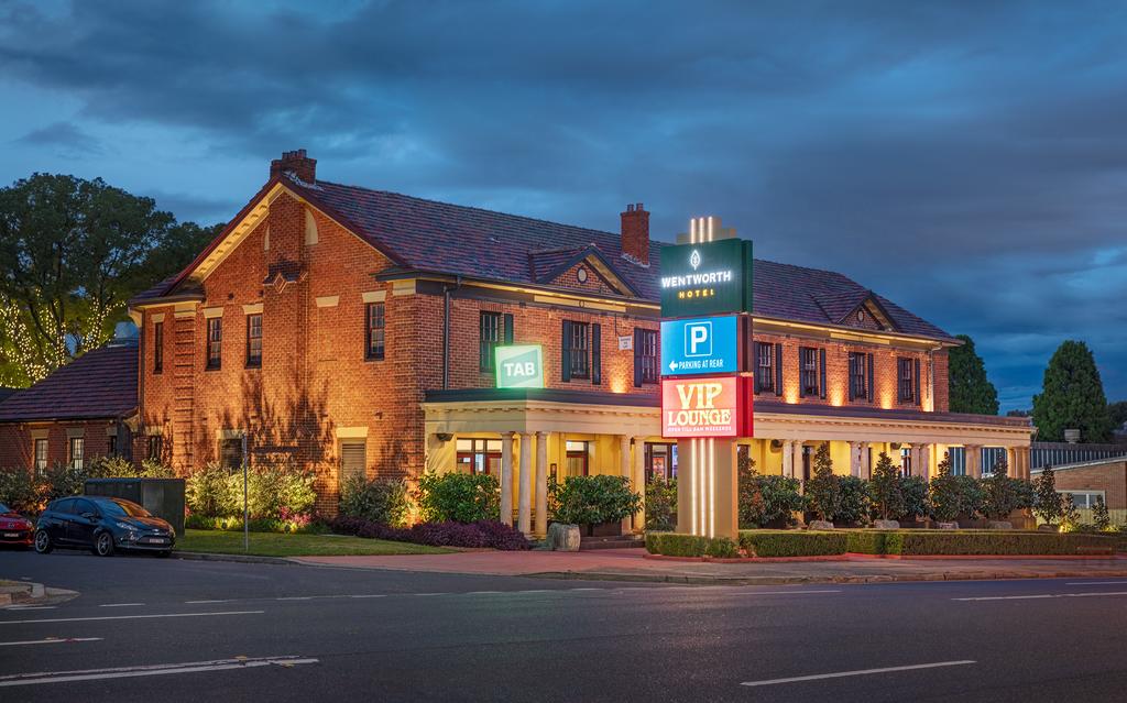 Sydney City NSW Sydneys Hotel