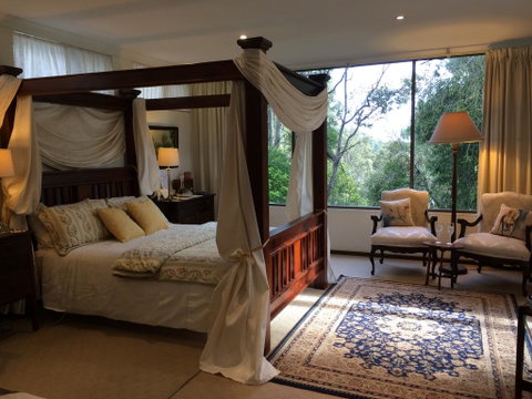 Whispering Pines Bed And Breakfast - Sydneys Hotel 1