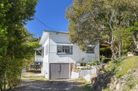 Book Crescent Head Accommodation Vacations Sydneys Hotel Sydneys Hotel
