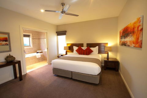 Wild Cattle Creek Estate - Sydneys Hotel 0