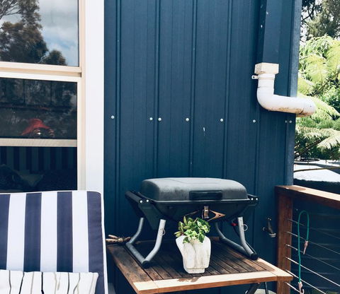 Willow Cabin - Sydneys Hotel 2