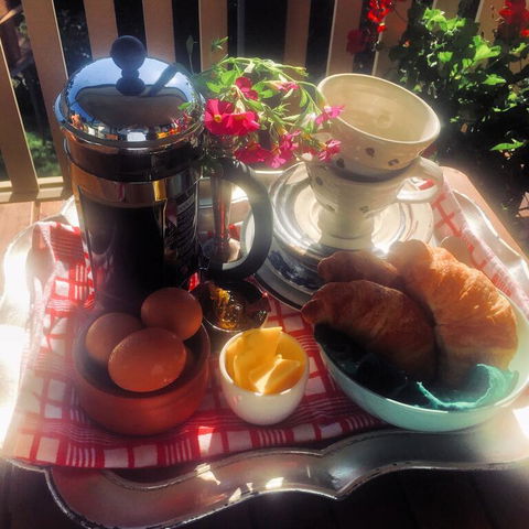 Willow Cabin - Sydneys Hotel 3