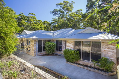Wonder On Wattlevale - Sydneys Hotel 0