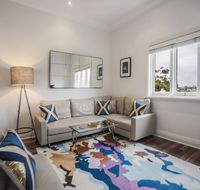 Woollahra Roslyndale Avenue - Sydneys Hotel