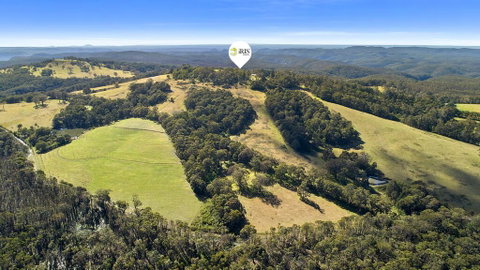 WOOLWAY - Sydneys Hotel 0