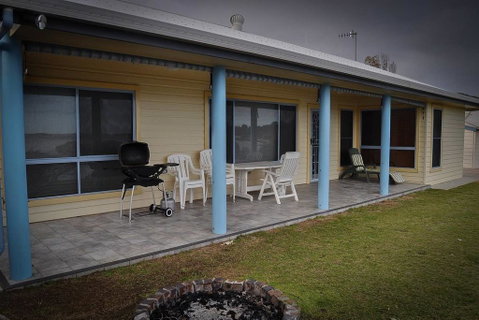 Wrightaway - Sydneys Hotel 2