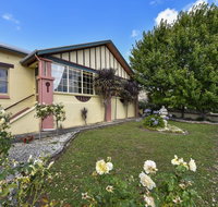 Wyatt Guest House - Sydneys Hotel