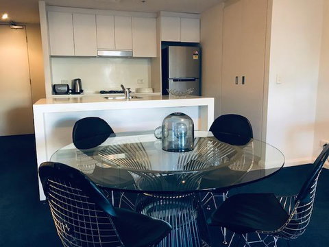 Wyndel Apartments - Shelley - Sydneys Hotel 3