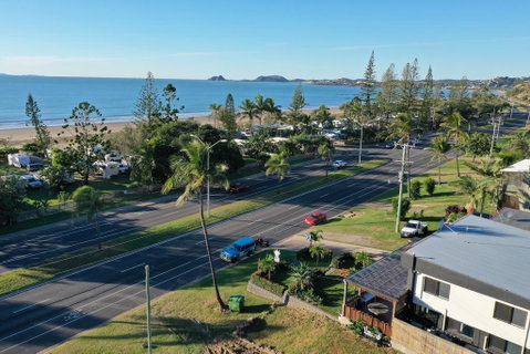 Yeppoon Beachhouse - Sydneys Hotel 0