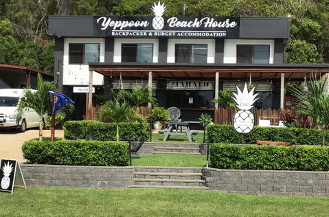 Yeppoon Beachhouse - Sydneys Hotel 3