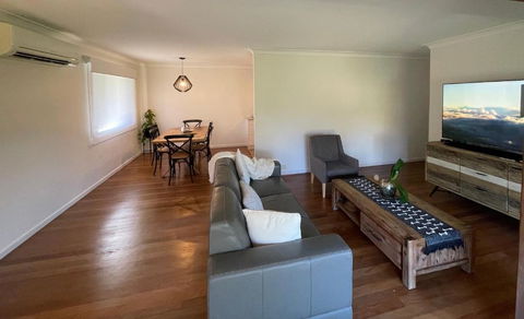 3BR Comfy Home, Gym & Garden In The Gap - Sydneys Hotel 2