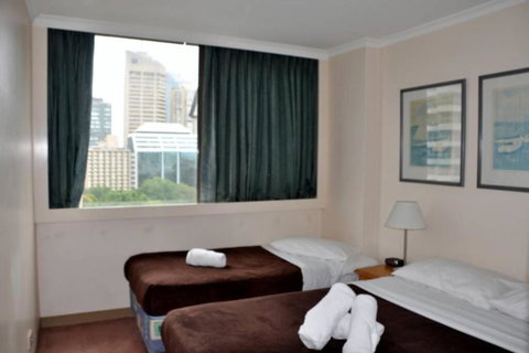 Accommodation Sydney: Hyde Park View 2 Bedroom 1 Bathroom Pet Friendly Apartment - Sydneys Hotel 0