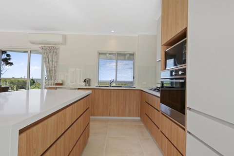 Aegina - Sydneys Hotel 3