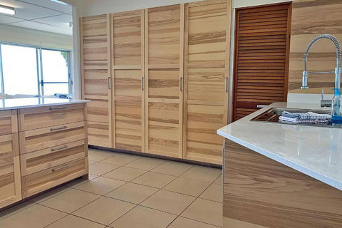 ALLIES PLACE - Sydneys Hotel 4