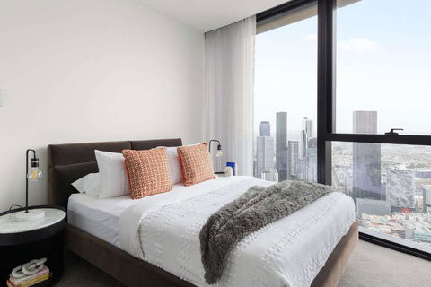 An Astonishing 3BR Apt At Sapphire By The Gardens - Sydneys Hotel 1