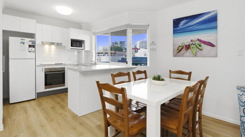 Anchors Aweigh Unit 6 - Sydneys Hotel 1