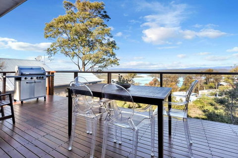 Aqua La Vista - 4 Bedroom Pet Friendly House - Sydneys Hotel 1