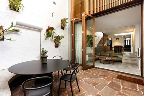 Architecture Designed Terrace - Sydneys Hotel 2