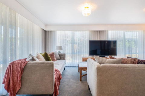 Arden Monte Vista - Sydneys Hotel 3