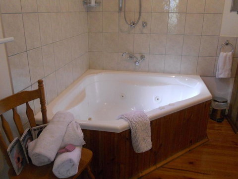 Astley Cottage - Sydneys Hotel 3