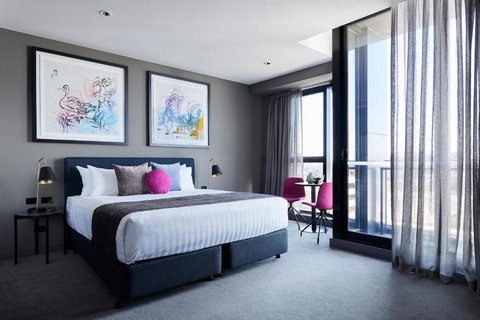 Art Series - The Chen - Sydneys Hotel 2