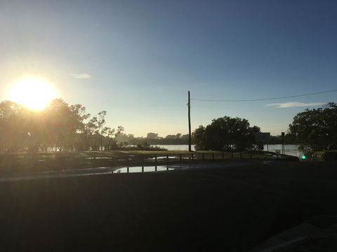 Absolute Waterfront - Sydneys Hotel 18