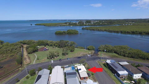Absolute Waterfront - Sydneys Hotel 14