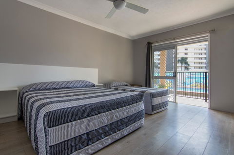 Burleigh Gold Coast Motel - Sydneys Hotel 5